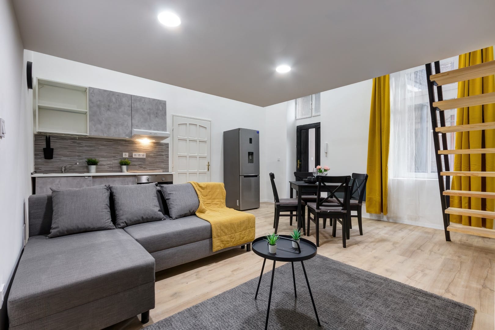 budapest-apartments-for-sale-renovated-flat-for-sale-downtown-real-estate-budapest-brand-new-studio-apartment-for-sal21