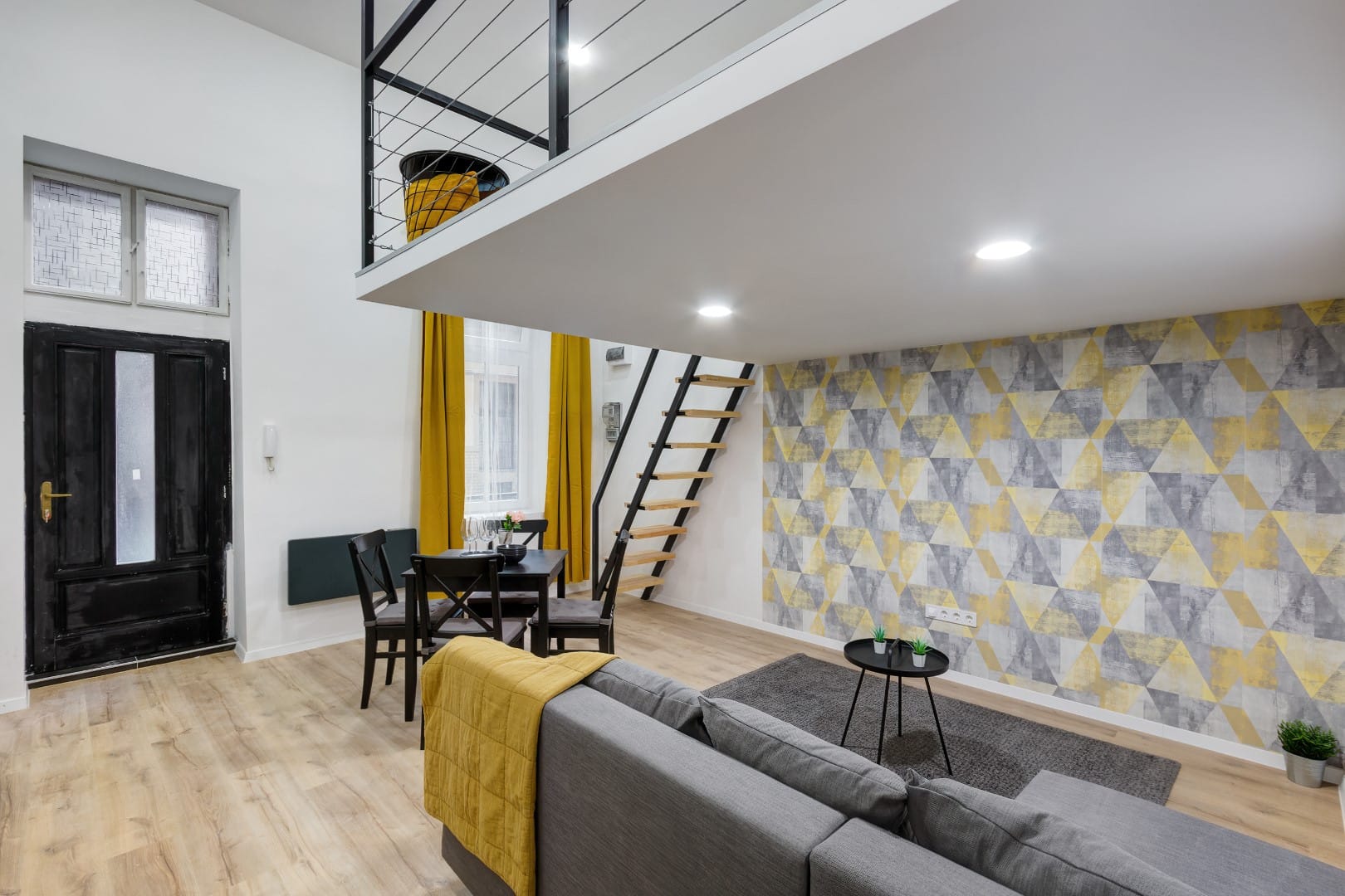budapest-apartments-for-sale-renovated-flat-for-sale-downtown-real-estate-budapest-brand-new-studio-apartment-for-sal5