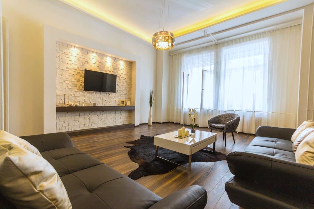 budapest-luxury-rental-apartments-long-term-view-to-parliament-big-large-flat-for-rent-3-bedrooms-apartment-for-rent-real-estate-budapest1