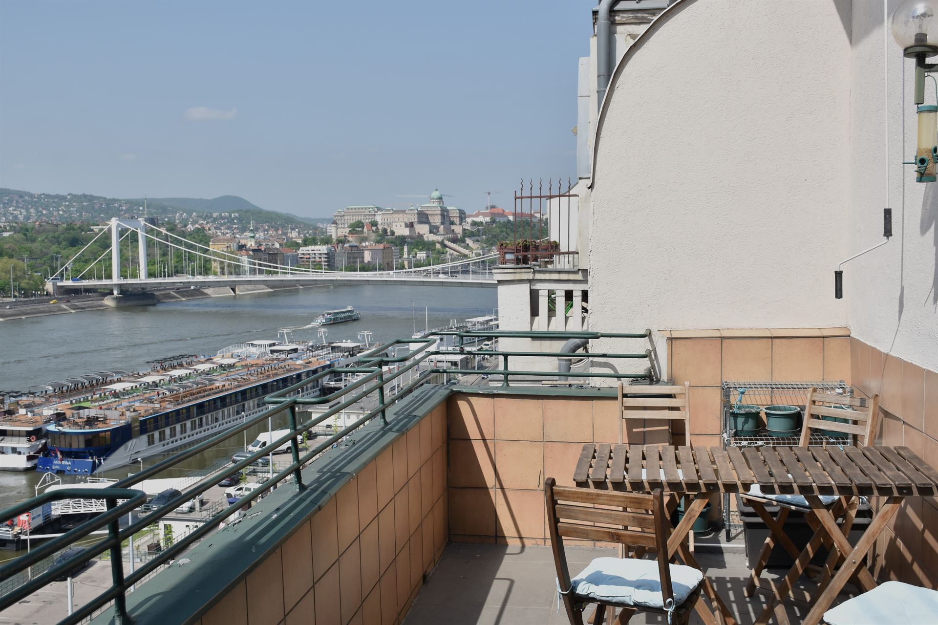 budapest-rental-danube-view-property-for-rent-long-term-lease-panorama-buda-hill-liberty-statue12