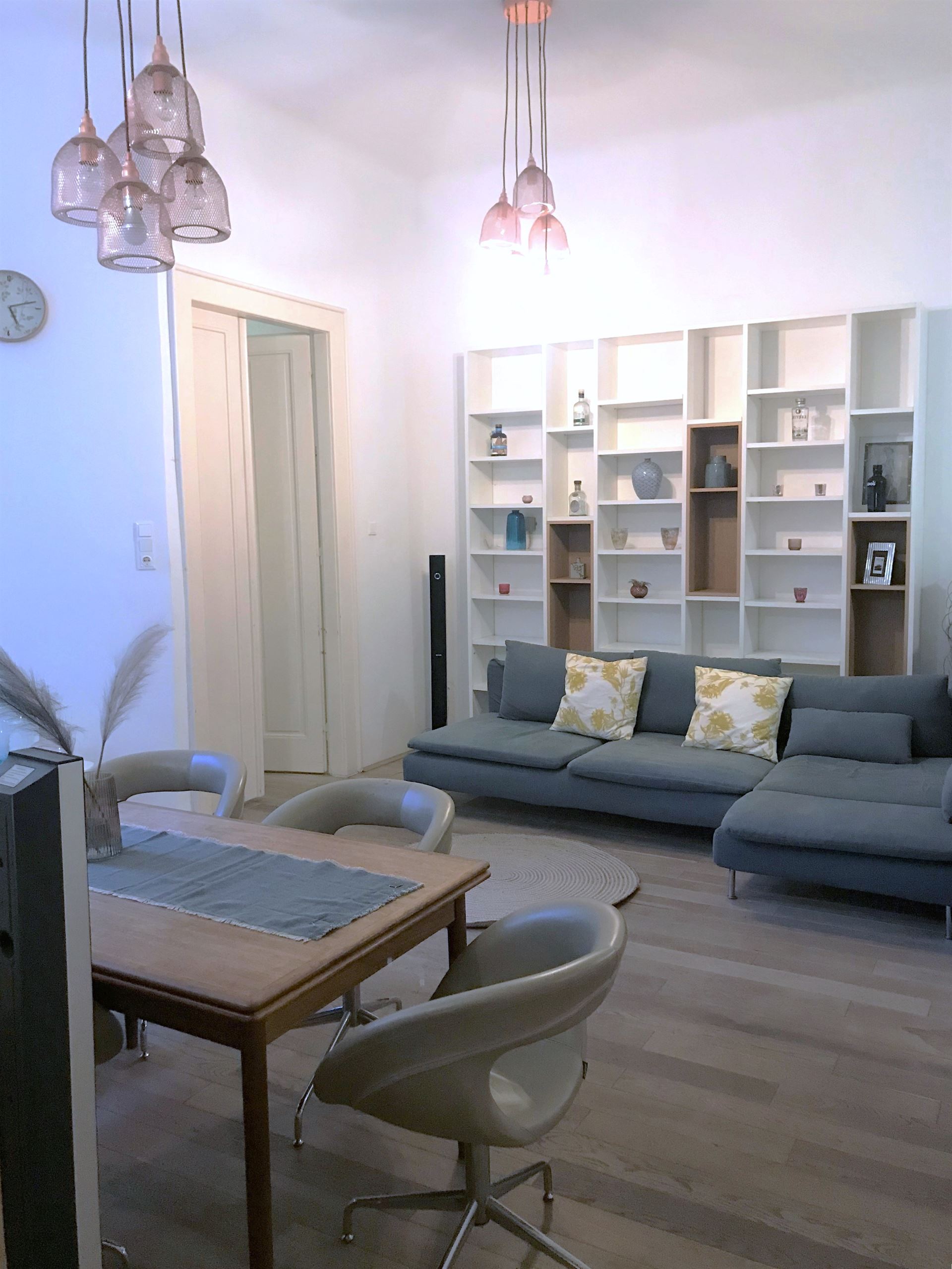 budapestrental-3-bedroom-apartment-for-rent-with-terrace-balcony-near-deak-ter1