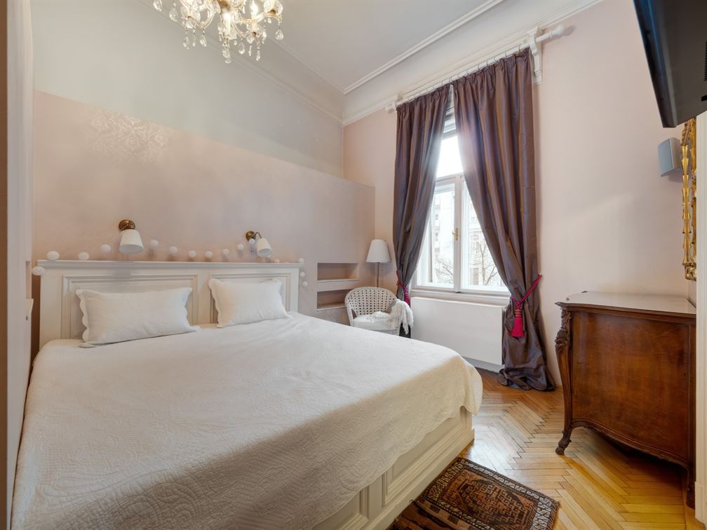 budapestrental-luxury-property-rental-long-term-gellert-hill-flat-for-rent-exclusive-luxurious-apartment-for-rent-with-view10