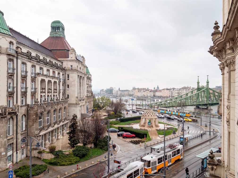 budapestrental-luxury-property-rental-long-term-gellert-hill-flat-for-rent-exclusive-luxurious-apartment-for-rent-with-view13
