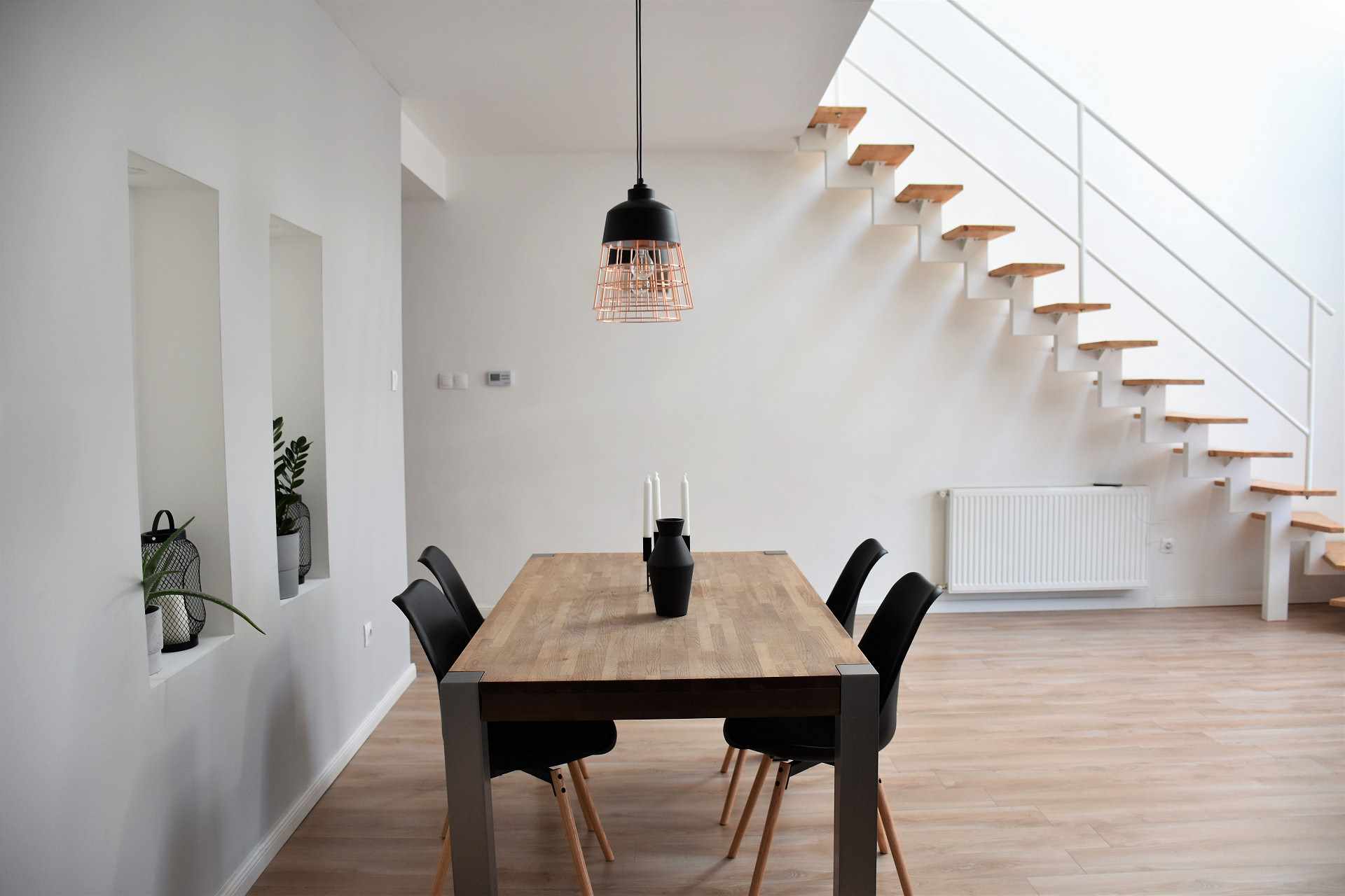 budapestrental-nordic-scandinavian-style-modern-topfloor-2-bedroom-apartment-with-terrace-for-rent-budapest3