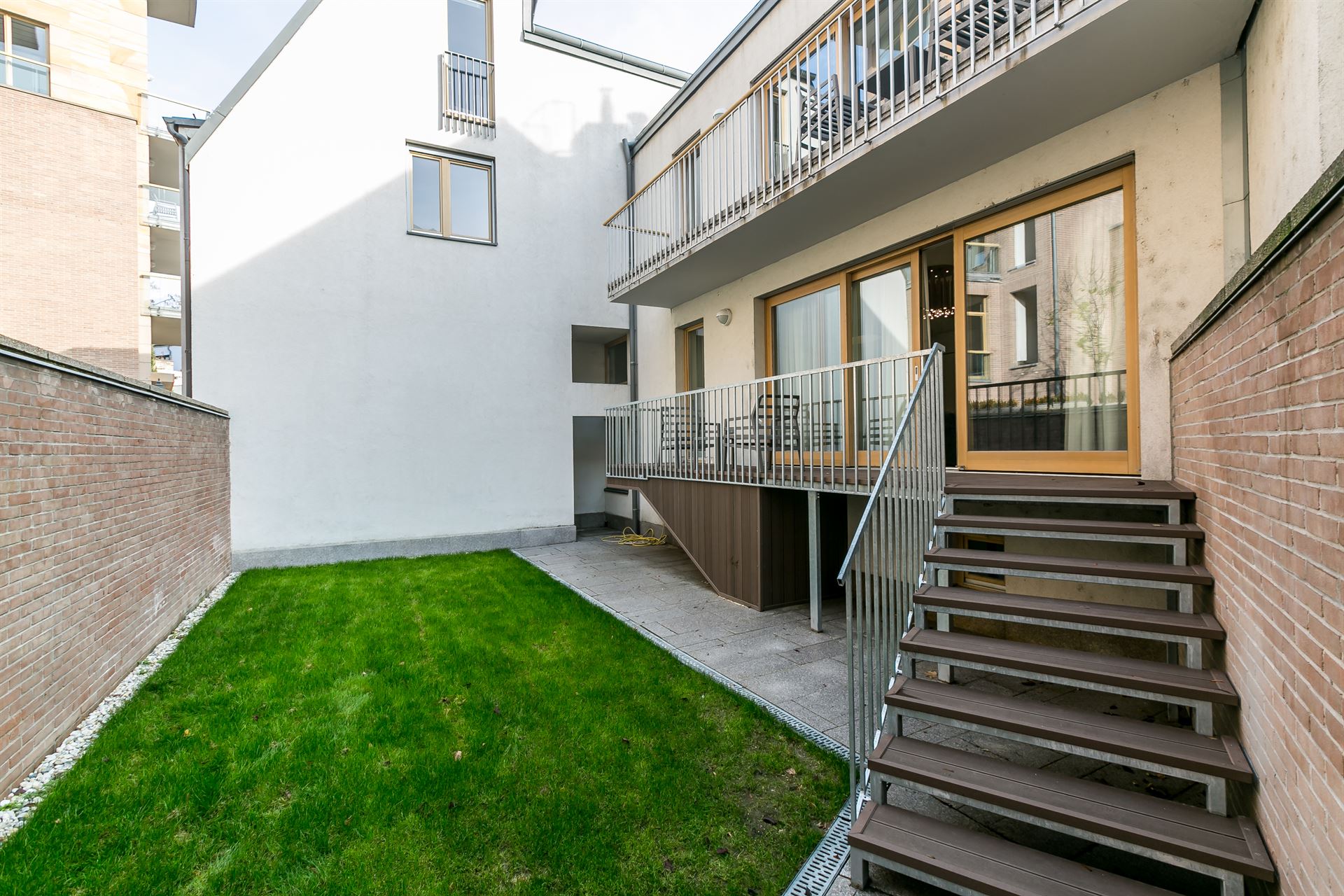 exclusive-budapest-apartment-for-rent-castledistrict5