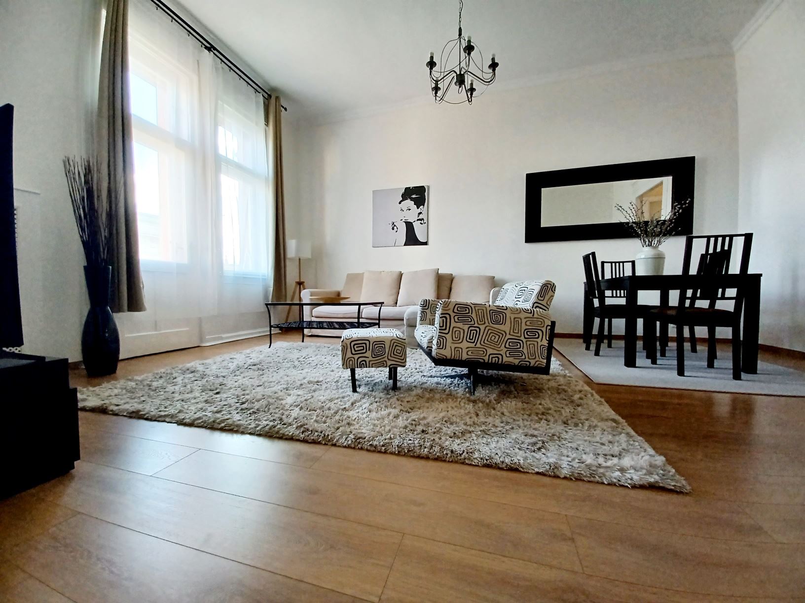rental-apartment-budapest-long-term-lease-near-parliament-view-panorama-flat-for-rent3